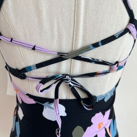Hula Honey Floral Plunge Tankini Swim Top Black Size XS Juniors NWT - Picture 8 of 12